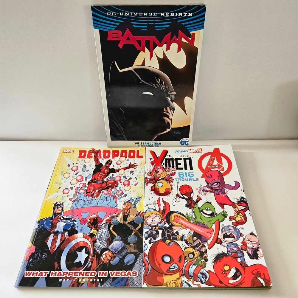 Marvel DC Graphic Magazines 3 COUNT Little Avengers Deadpool Vegas Batman Gotham